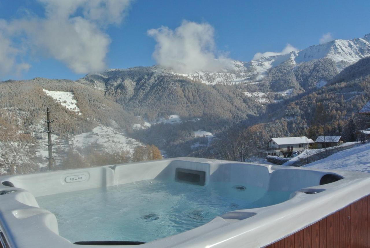La Tzoum'Hostel La Tzoumaz Dış mekan fotoğraf