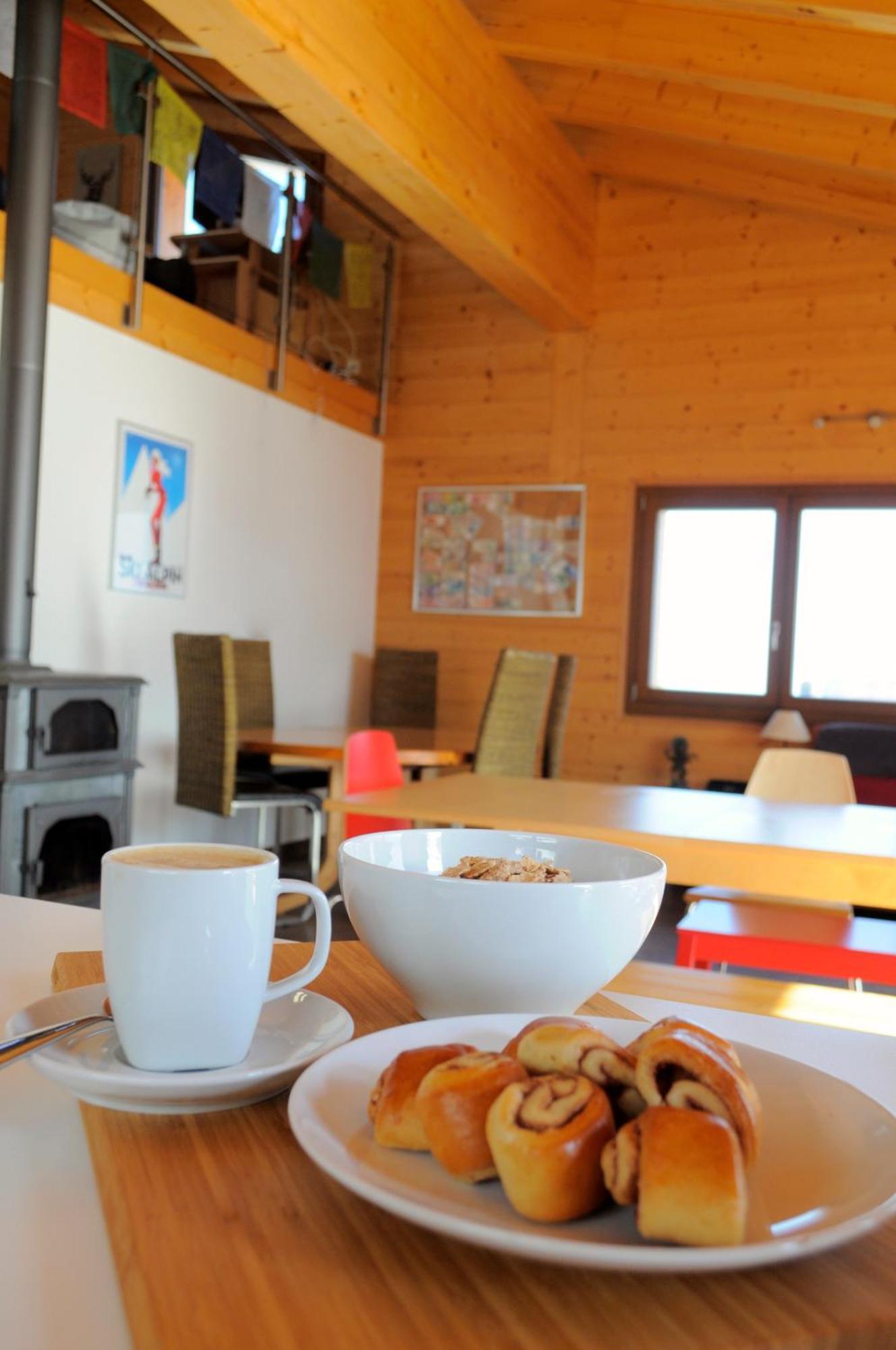 La Tzoum'Hostel La Tzoumaz Dış mekan fotoğraf