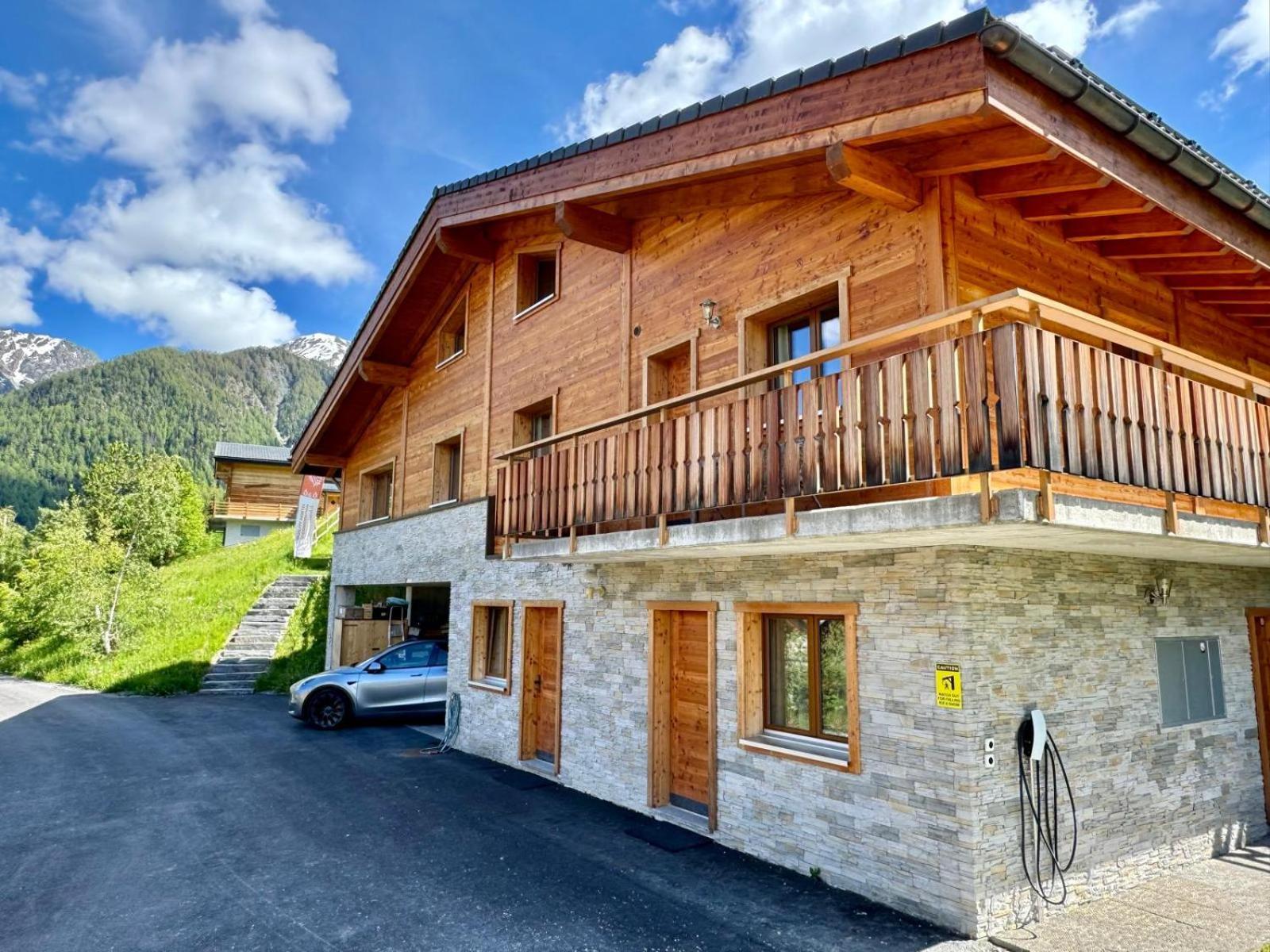 La Tzoum'Hostel La Tzoumaz Dış mekan fotoğraf